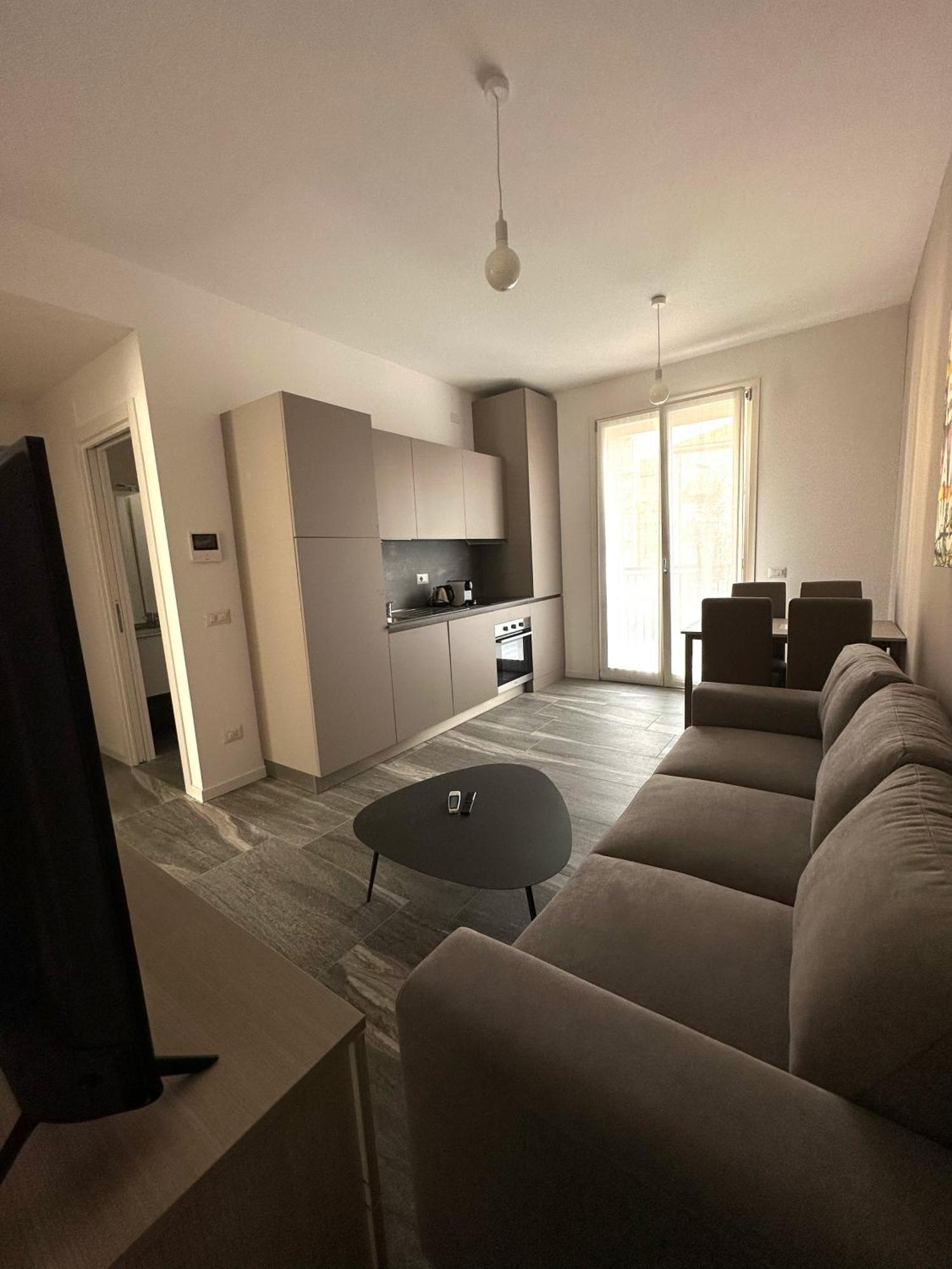 Essential Apartment Sesto San Giovanni Eksteriør bilde